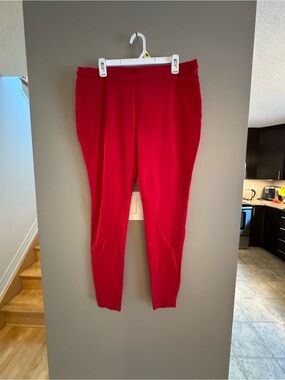 Red Pull-On Skinny Pants